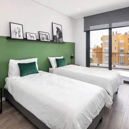 Confort 404 아파트